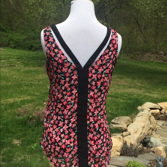 Candies Floral Sleeveless Top Extra Small - Picture 5 of 7